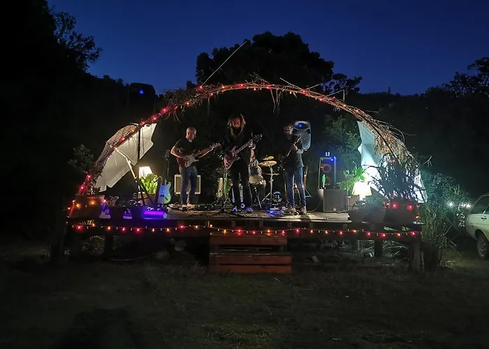 Fairy Knowe Backpackers Lodge