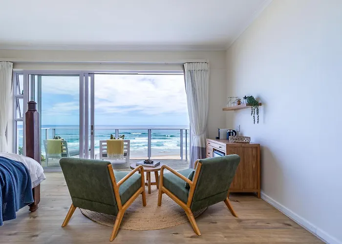 Family Hotel: Dune Beach House
